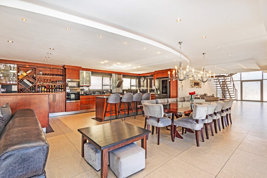 6 Bedroom Property for Sale in Baronetcy Estate Western Cape